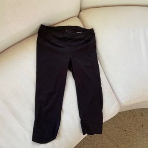 Athleta Black Capri Size Small